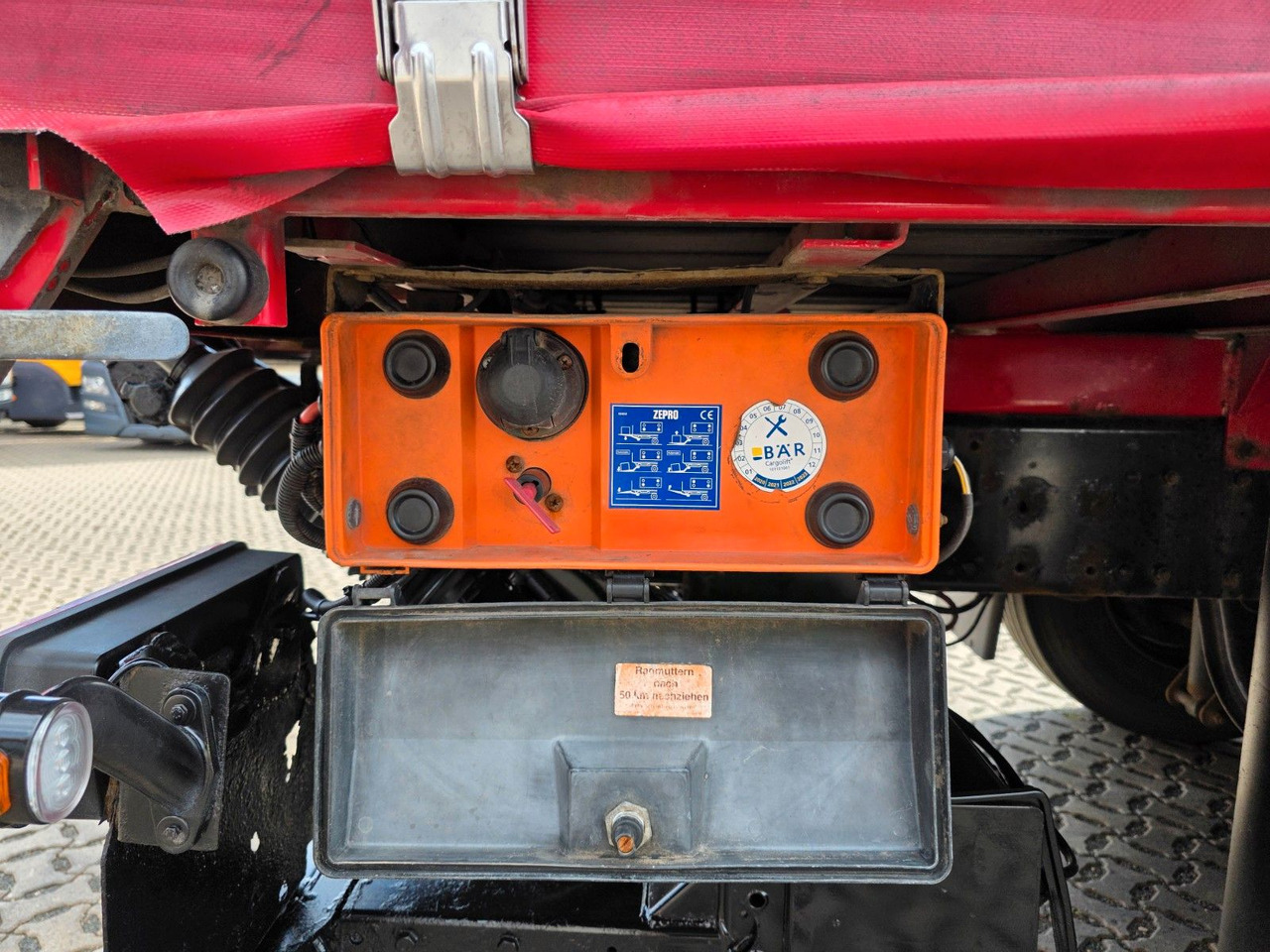 Curtainsider truck MAN TGX 26.360 6X2-2 LL / Intarder / Ldbw /Lenkachse: picture 11