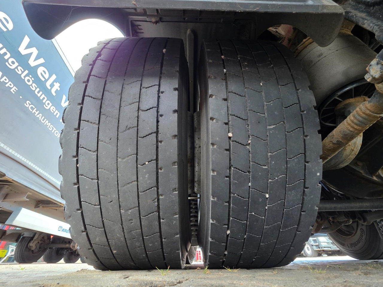 Curtainsider truck MAN TGX 26.360 6X2-2 LL / Intarder / Ldbw /Lenkachse: picture 44