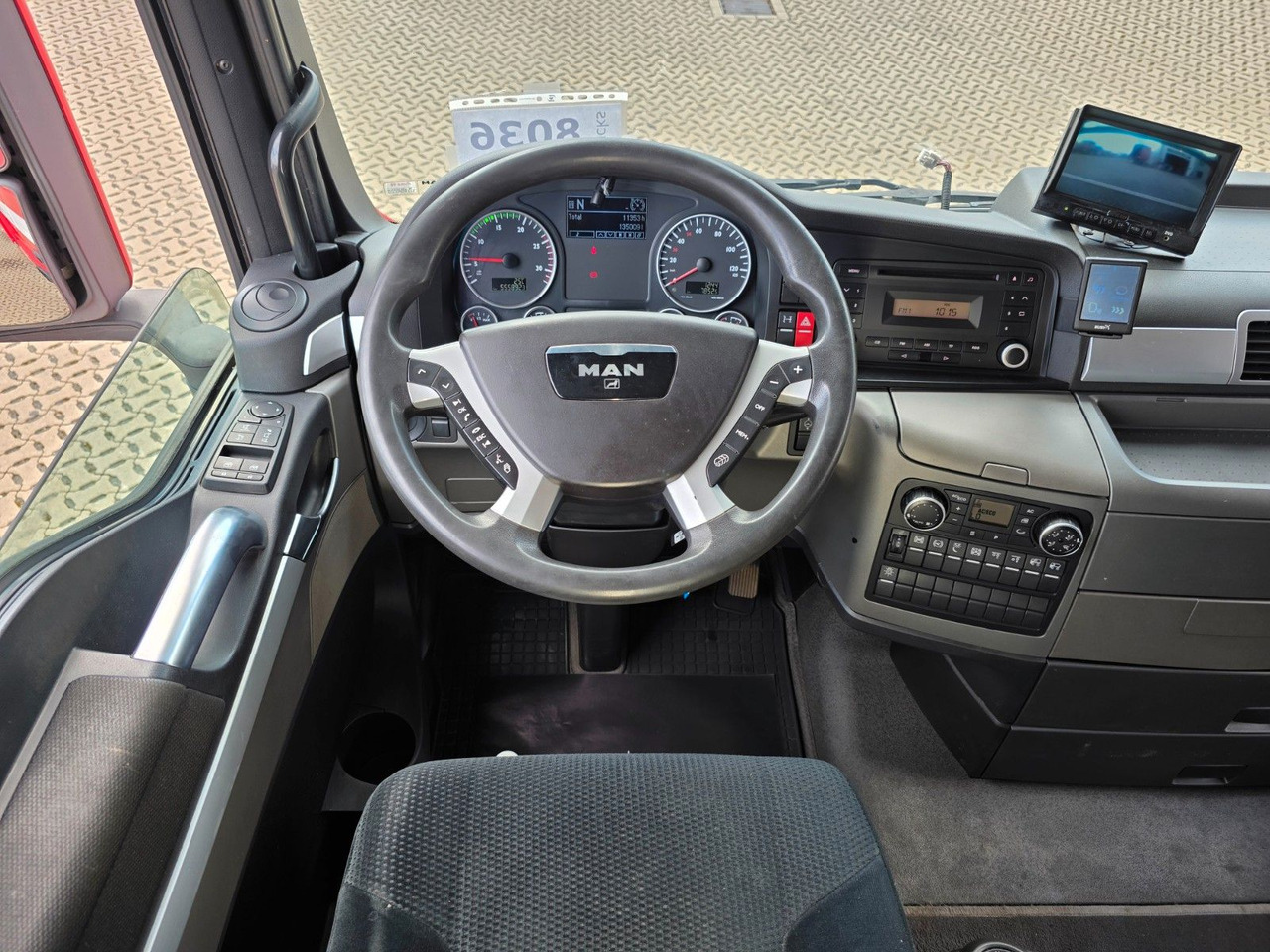 Curtainsider truck MAN TGX 26.360 6X2-2 LL / Intarder / Ldbw /Lenkachse: picture 30