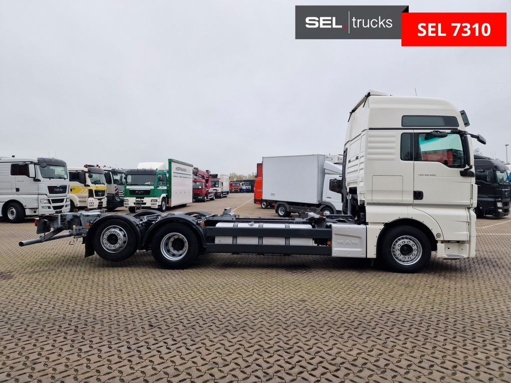 MAN TGX 26.460 6x2-2 LL / ZF Intarder / Standklima - Container transporter/ Swap body truck: picture 4 MAN TGX 26.460 6x2-2 LL / ZF Intarder / Standklima - Container transporter/ Swap body truck: picture 4