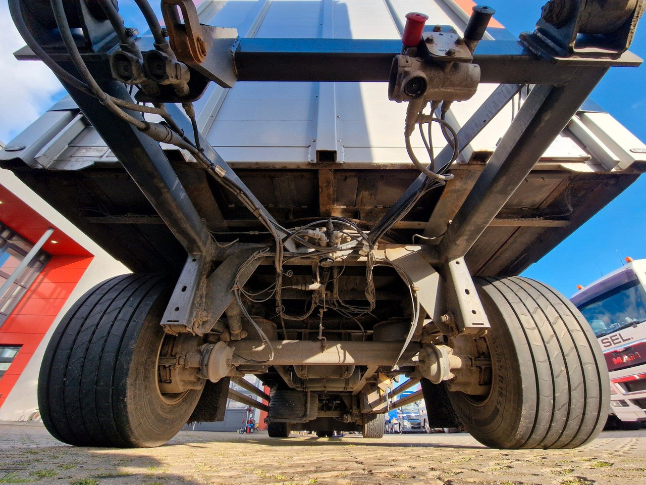 Curtainsider truck Mercedes-Benz Actros 2545 / KOMPLETT! / Alukappen / Standklima: picture 29 Curtainsider truck Mercedes-Benz Actros 2545 / KOMPLETT! / Alukappen / Standklima: picture 29