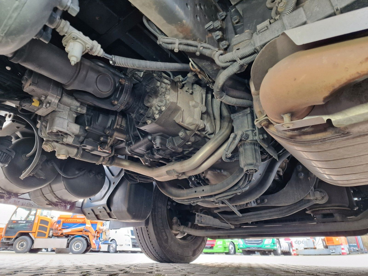 Curtainsider truck Mercedes-Benz Actros 2545 / KOMPLETT! / Alukappen / Standklima: picture 12 Curtainsider truck Mercedes-Benz Actros 2545 / KOMPLETT! / Alukappen / Standklima: picture 12