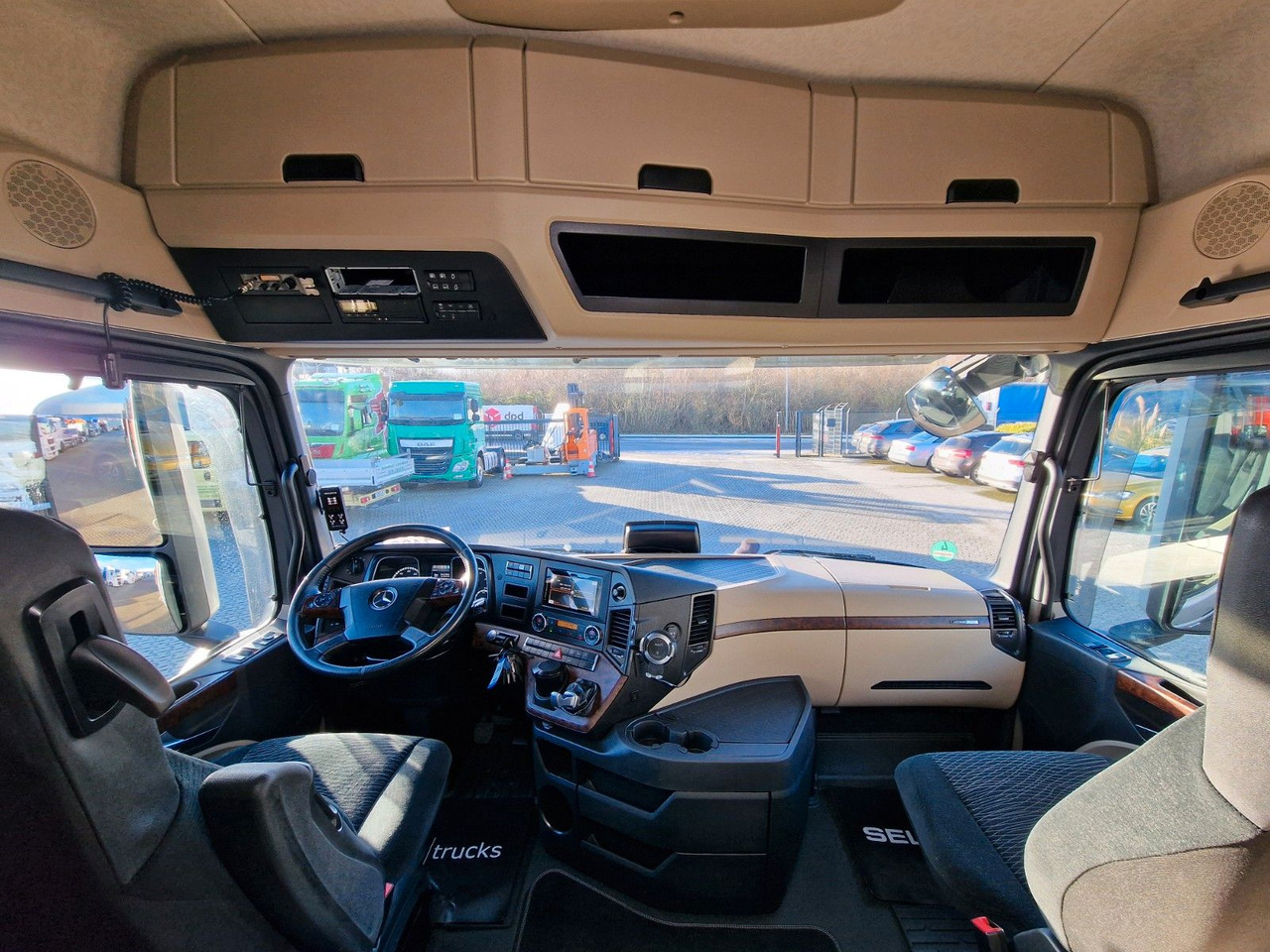 Curtainsider truck Mercedes-Benz Actros 2545 / KOMPLETT! / Alukappen / Standklima: picture 20 Curtainsider truck Mercedes-Benz Actros 2545 / KOMPLETT! / Alukappen / Standklima: picture 20