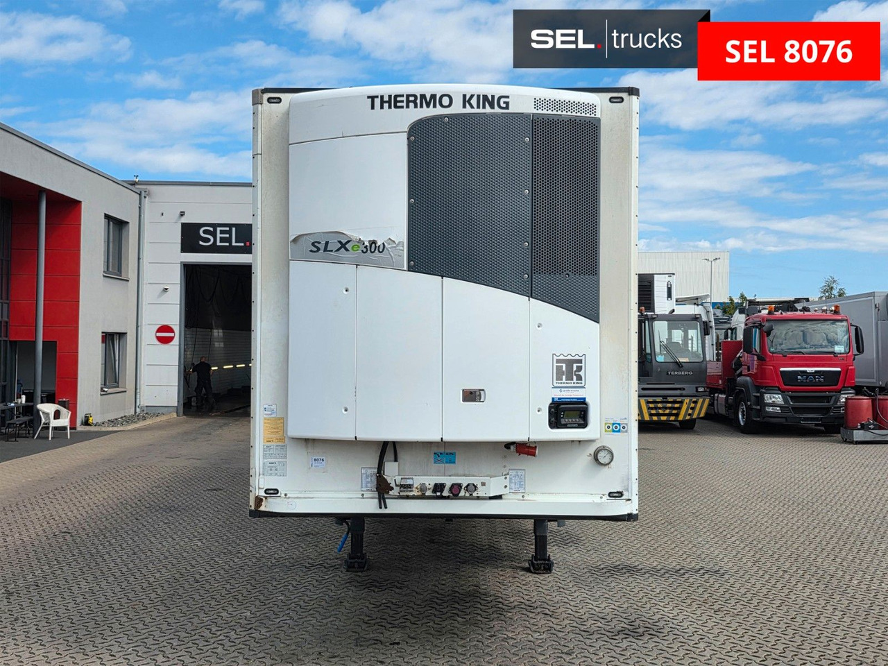 Schmitz Cargobull SKO 18/L - 13.4 FP 60 COOL / ROLLTOR - Refrigerator semi-trailer: picture 2 Schmitz Cargobull SKO 18/L - 13.4 FP 60 COOL / ROLLTOR - Refrigerator semi-trailer: picture 2