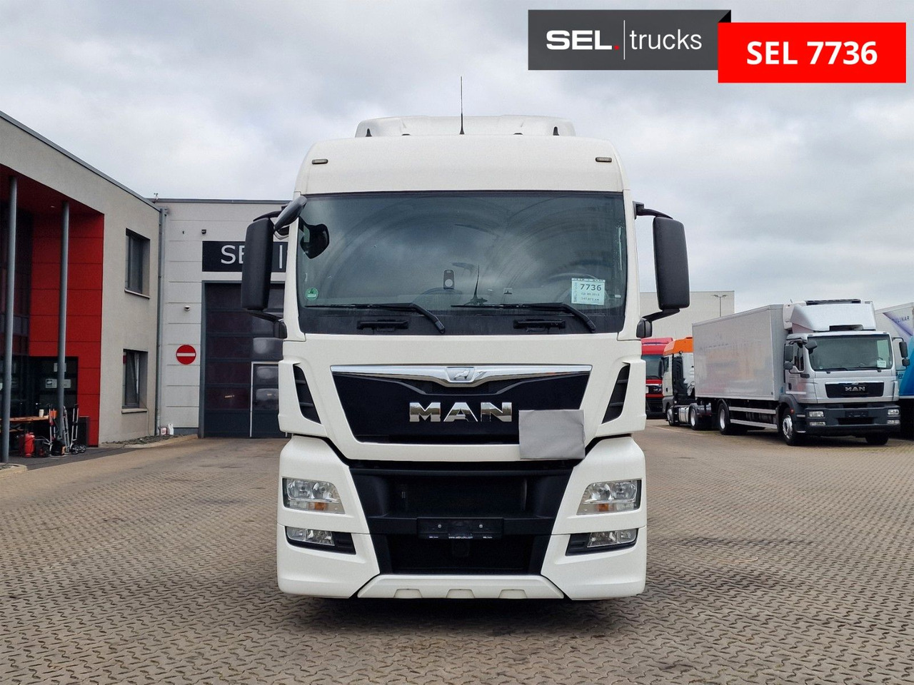 MAN TGX 18.400 4X2 LLS-U / ZF Intarder / LOW KM ! - Tractor unit: picture 2 MAN TGX 18.400 4X2 LLS-U / ZF Intarder / LOW KM ! - Tractor unit: picture 2