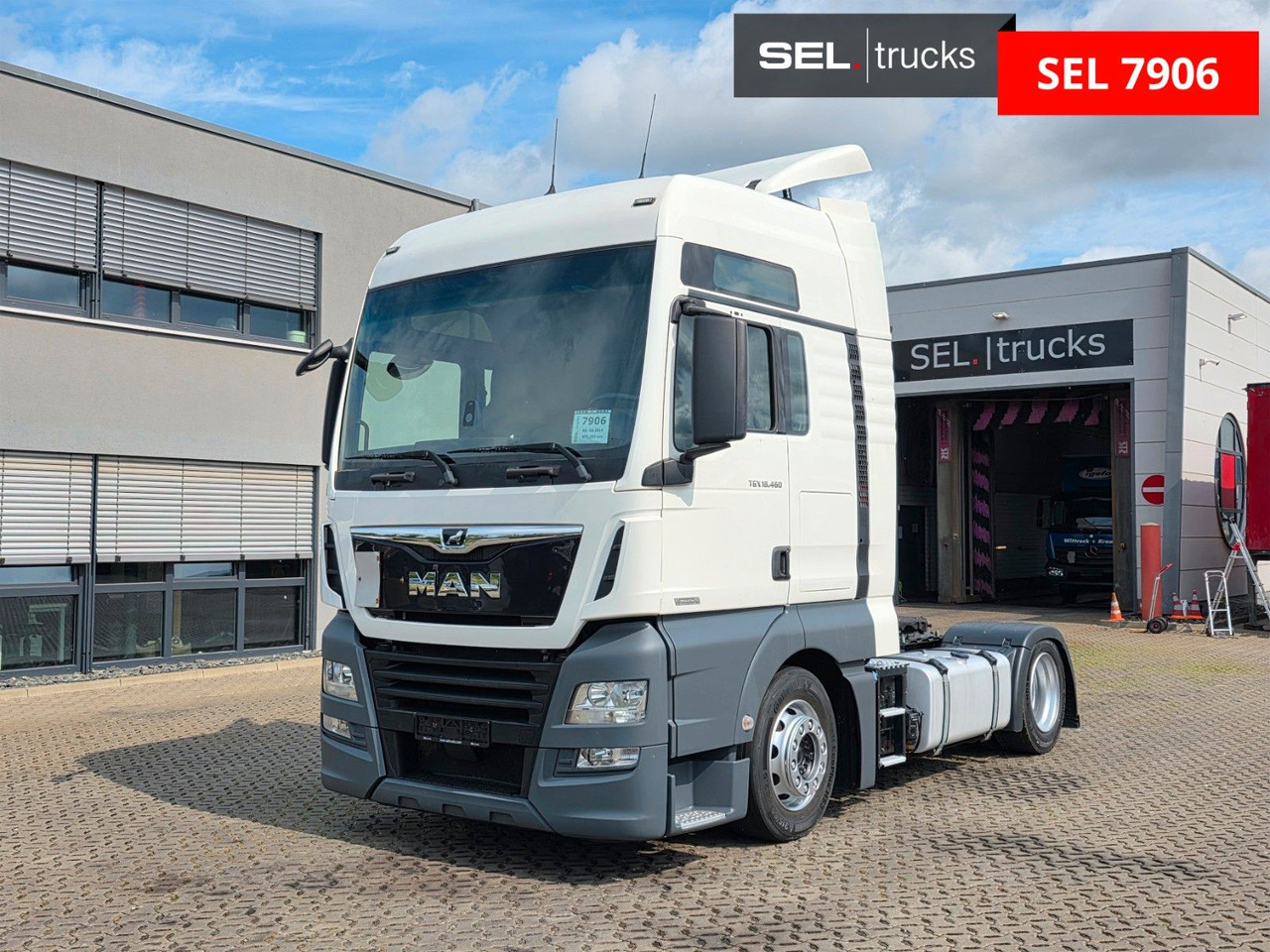 MAN TGX 18.460 4X2 LLS-U / Retarder - Tractor unit: picture 1 MAN TGX 18.460 4X2 LLS-U / Retarder - Tractor unit: picture 1