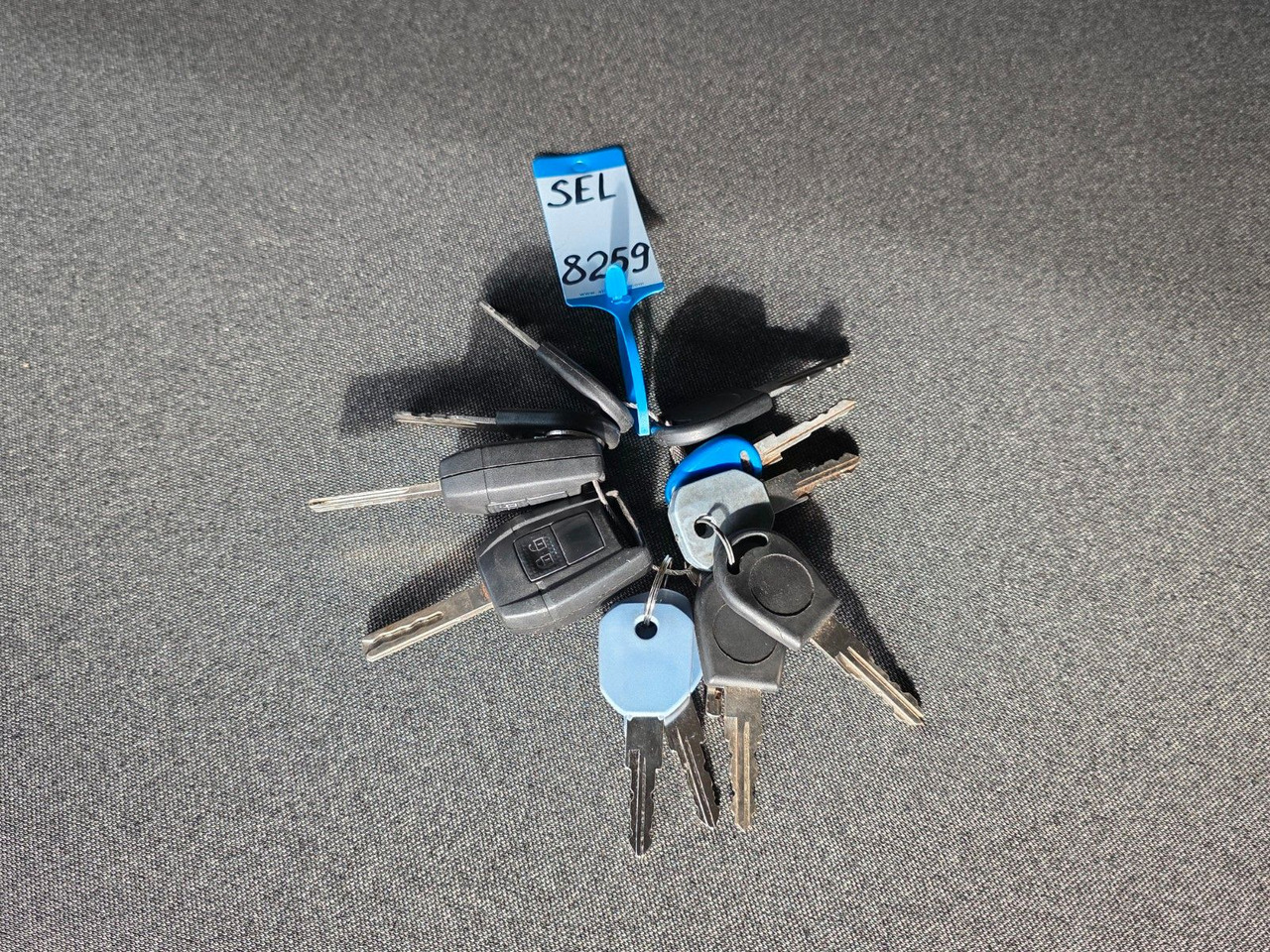 Tractor unit MAN TGX 18.500 4x2 BLS / Retarder / 2 Tanks: picture 44 Tractor unit MAN TGX 18.500 4x2 BLS / Retarder / 2 Tanks: picture 44