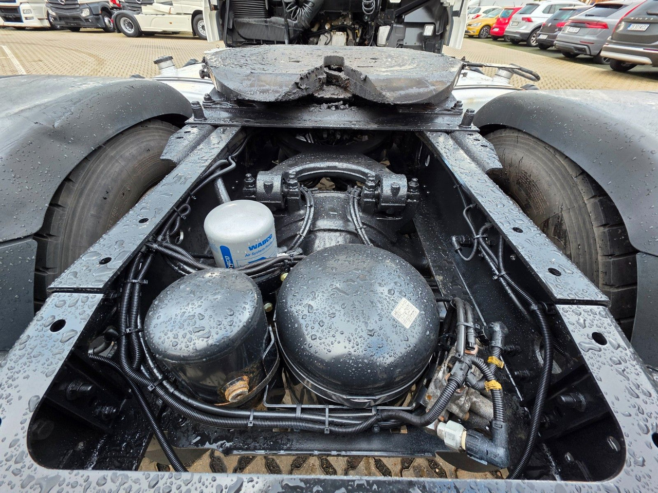 Tractor unit MAN TGX 18.500 4x2 BLS / Retarder / 2 Tanks: picture 10 Tractor unit MAN TGX 18.500 4x2 BLS / Retarder / 2 Tanks: picture 10