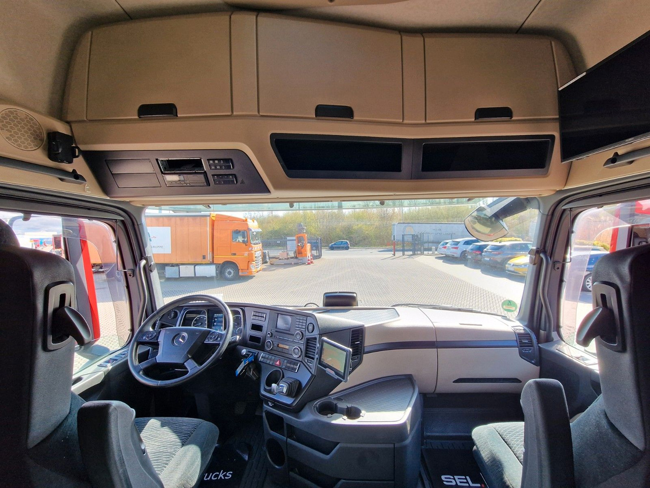 Tractor unit Mercedes-Benz Actros 1845 / Retarder / Standklima / Xenon: picture 21