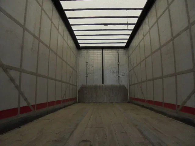 DAF XF 105 FAK 410 8X2 TRIPLE APK TUV 02-2025 - Curtainsider truck: picture 5 DAF XF 105 FAK 410 8X2 TRIPLE APK TUV 02-2025 - Curtainsider truck: picture 5