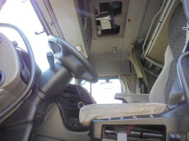 DAF XF 105 FAK 410 8X2 TRIPLE APK TUV 02-2025 on lease DAF XF 105 FAK 410 8X2 TRIPLE APK TUV 02-2025: picture 9