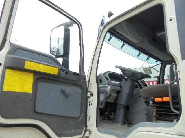 Diversen FOTON DAIMLER TX 3234 6X4 FOTON DAIMLER TX 3234 6X4 - Tipper: picture 5 Diversen FOTON DAIMLER TX 3234 6X4 FOTON DAIMLER TX 3234 6X4 - Tipper: picture 5