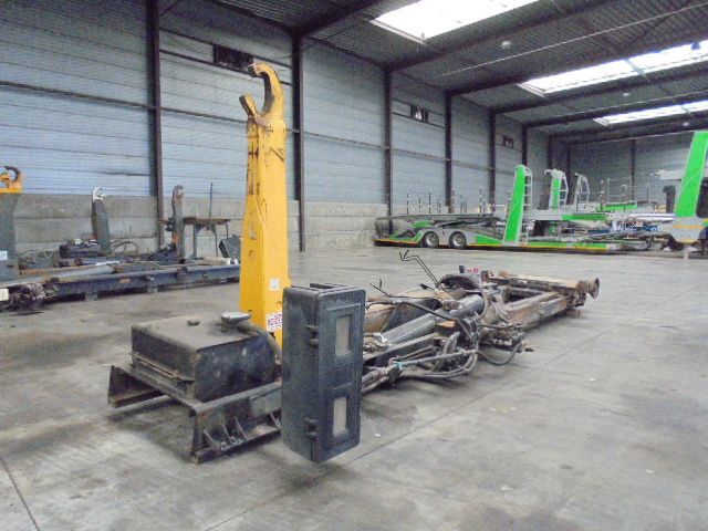 Diversen Guima BG 16 - Hook lift truck: picture 1 Diversen Guima BG 16 - Hook lift truck: picture 1