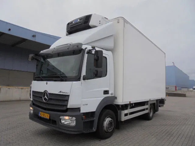 Isothermal truck Mercedes-Benz Atego 1218: picture 1