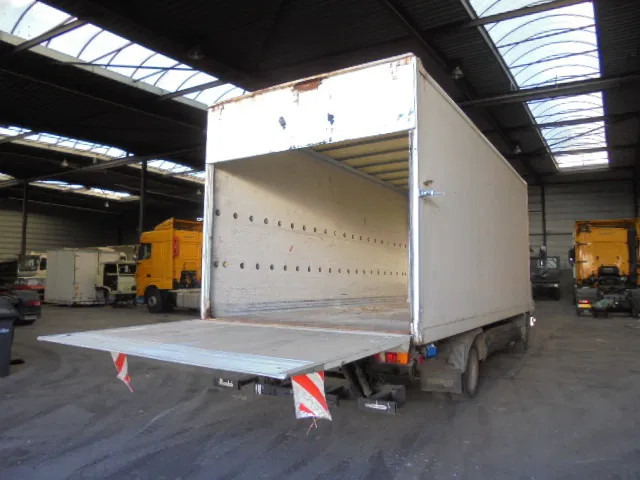 Mercedes-Benz Atego 815 - Box truck: picture 4 Mercedes-Benz Atego 815 - Box truck: picture 4