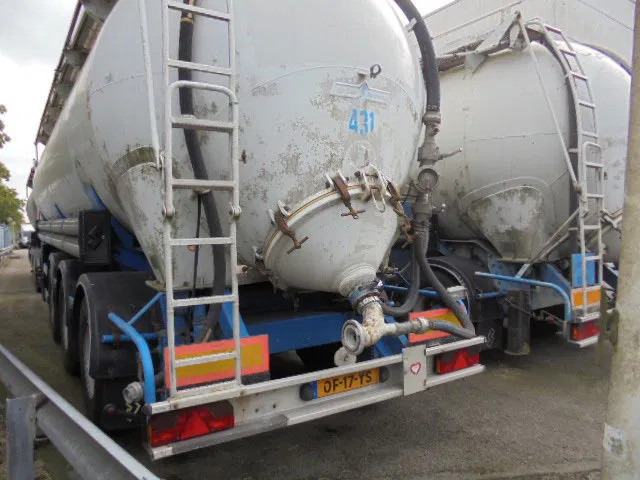 SPITZER EUROVRAC BP SK50 - Tank semi-trailer: picture 4 SPITZER EUROVRAC BP SK50 - Tank semi-trailer: picture 4