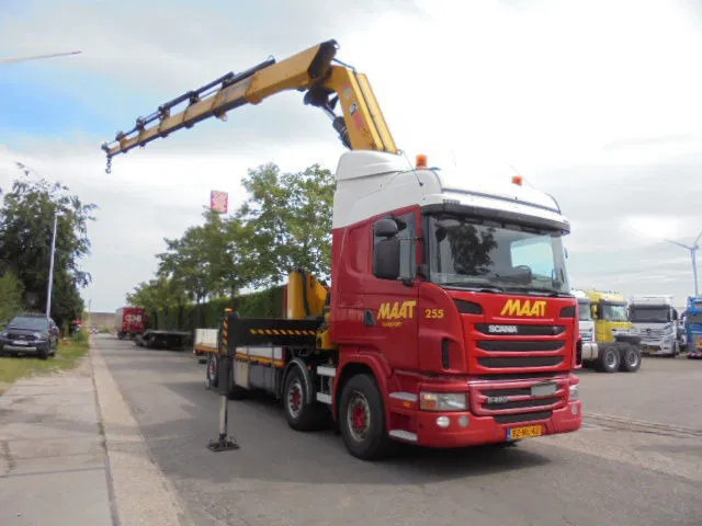 Scania 8X2 RETARDER - Crane truck: picture 2 Scania 8X2 RETARDER - Crane truck: picture 2