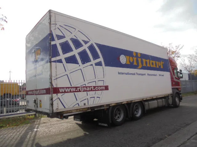 Scania R400 6X2 RETARDER - Box truck: picture 5 Scania R400 6X2 RETARDER - Box truck: picture 5