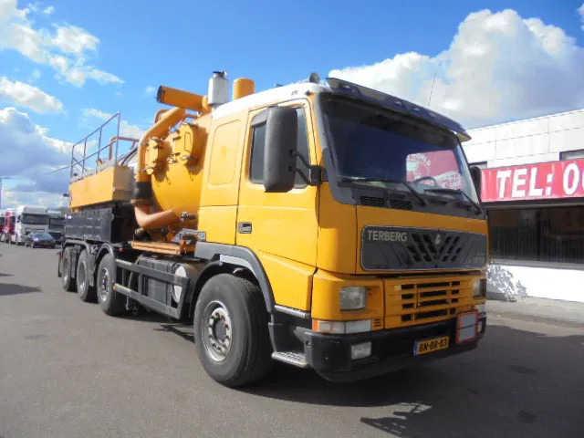 Terberg FM 1850 8X4 TRIPLE NL TRUCK - Vacuum truck: picture 4 Terberg FM 1850 8X4 TRIPLE NL TRUCK - Vacuum truck: picture 4