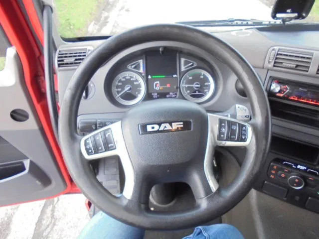 Tractor unit DAF CF 410 52 UNITS IN STOCK NL TREKKERS: picture 8