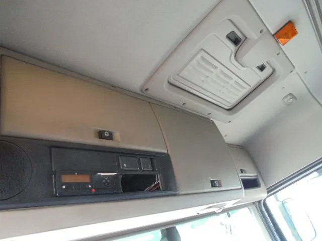 Tractor unit DAF XF 430: picture 13