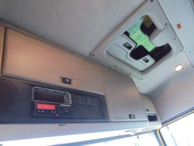 Tractor unit DAF XF 440: picture 11