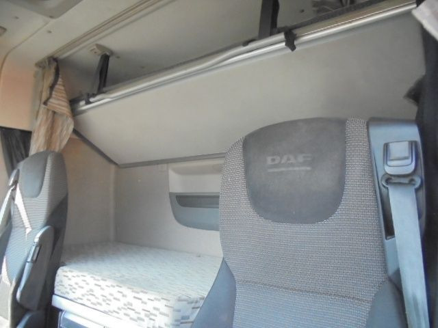 Tractor unit DAF XF 440: picture 13