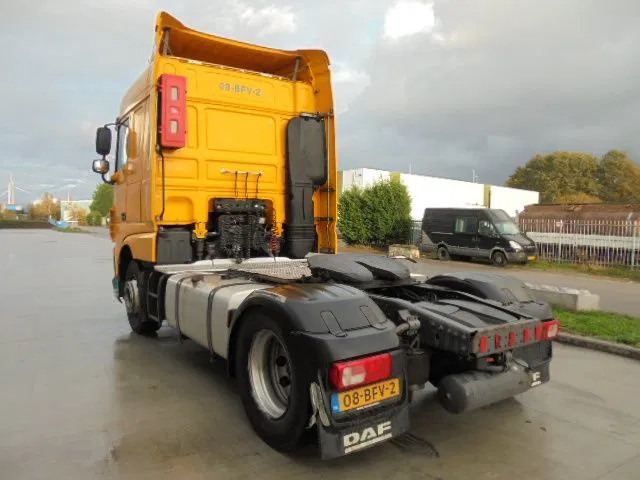 Tractor unit DAF XF 440: picture 6