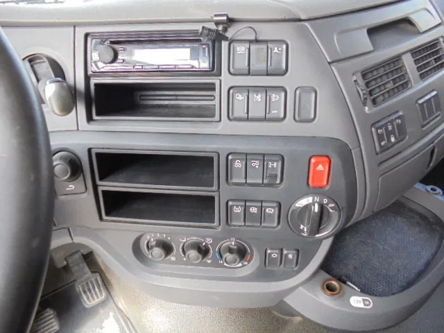 Tractor unit DAF XF 440 + RETARDER: picture 10