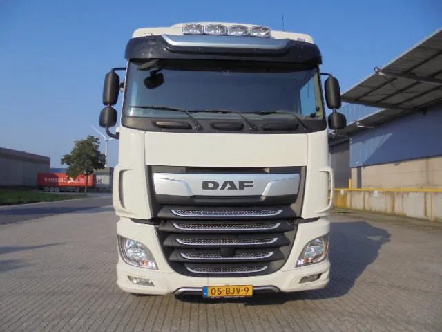 DAF XF 450 - Tractor unit: picture 2 DAF XF 450 - Tractor unit: picture 2