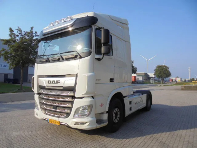 DAF XF 450 - Tractor unit: picture 1 DAF XF 450 - Tractor unit: picture 1