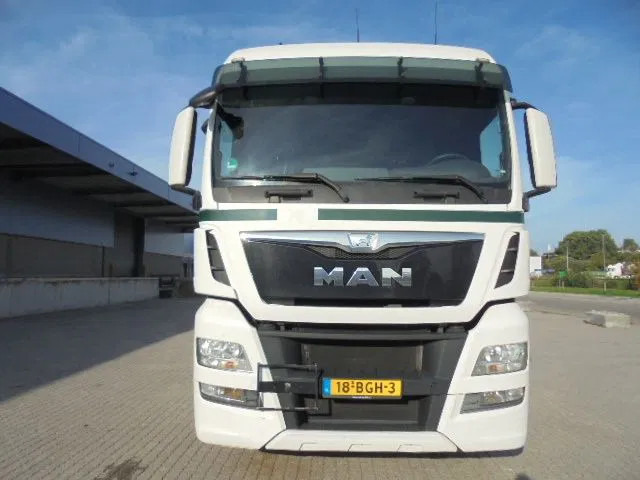 MAN TGX 18.400 - Tractor unit: picture 2 MAN TGX 18.400 - Tractor unit: picture 2