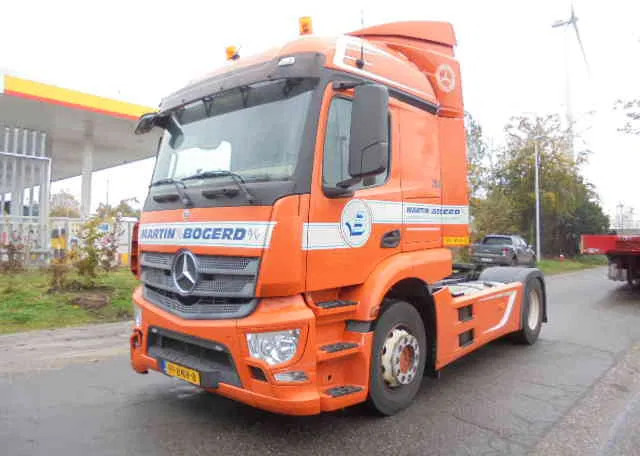 Mercedes-Benz Actros 1840 - Tractor unit: picture 1 Mercedes-Benz Actros 1840 - Tractor unit: picture 1