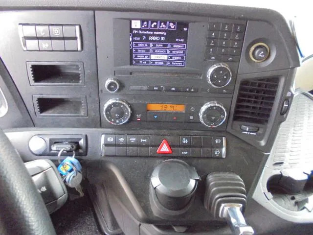 Tractor unit Mercedes-Benz Actros 1842 15x IN STOCK: picture 7