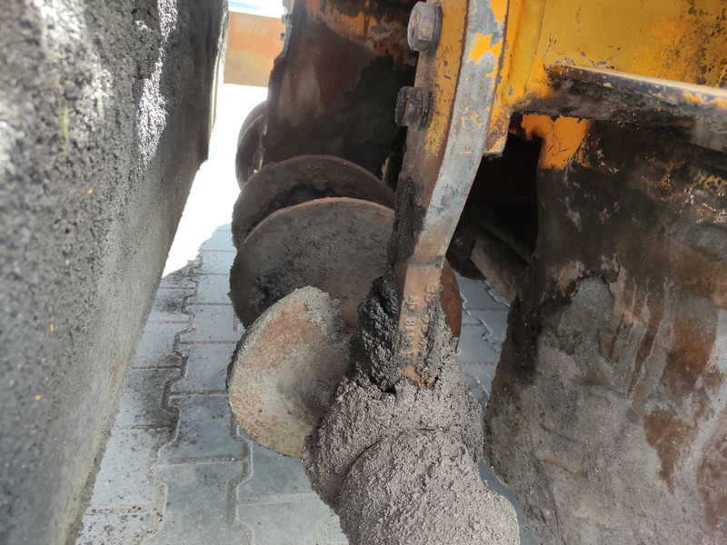 Asphalt paver ABG Titan 273 ABG - wheel asphalt paver: picture 8 Asphalt paver ABG Titan 273 ABG - wheel asphalt paver: picture 8