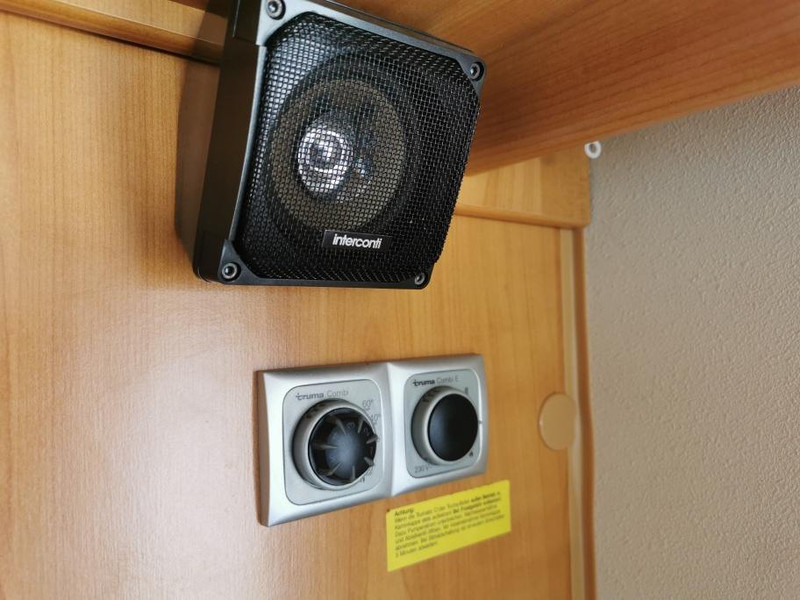 Integrated motorhome Hymer B594: picture 19