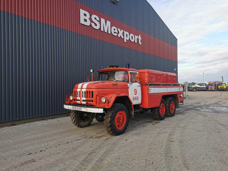 ZIL 131 PNS110 - Fire truck: picture 1 ZIL 131 PNS110 - Fire truck: picture 1