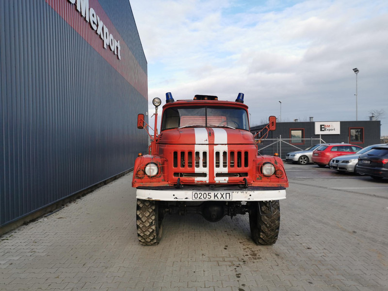 ZIL 131 PNS110 - Fire truck: picture 3 ZIL 131 PNS110 - Fire truck: picture 3