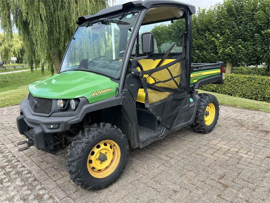 John Deere XUV865M - Side-by-side/ ATV: picture 1 John Deere XUV865M - Side-by-side/ ATV: picture 1
