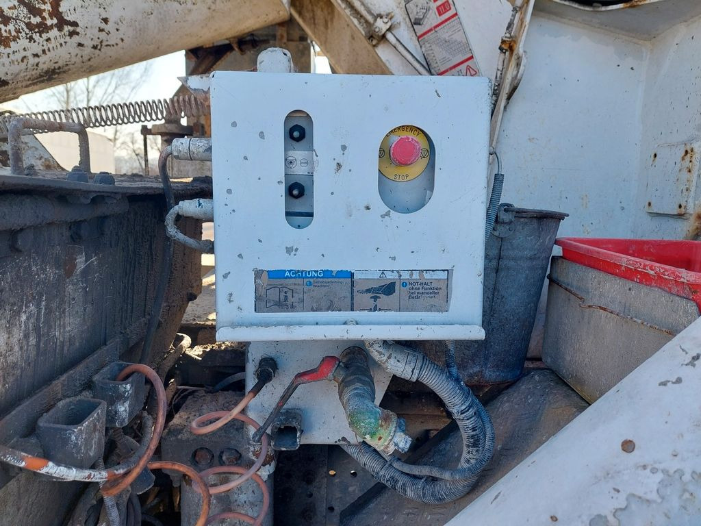 Mixer pump truck Mercedes-Benz Actros 4141 BB Putzmeister M24-3 Mercedes-Benz Actros 4141 BB Putzmeister M24-3: picture 16 Mixer pump truck Mercedes-Benz Actros 4141 BB Putzmeister M24-3 Mercedes-Benz Actros 4141 BB Putzmeister M24-3: picture 16