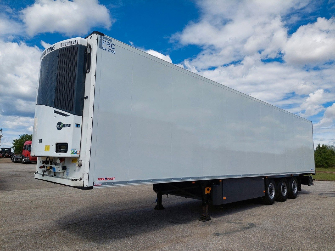 Schmitz Cargobull SKO24 ThermoKing SLXi 300 - Refrigerator semi-trailer: picture 1 Schmitz Cargobull SKO24 ThermoKing SLXi 300 - Refrigerator semi-trailer: picture 1