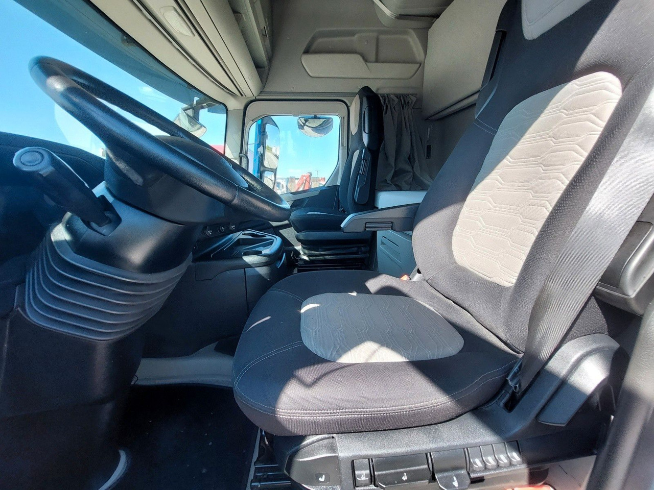 Tractor unit Ford F-Max 1850 LL: picture 16 Tractor unit Ford F-Max 1850 LL: picture 16