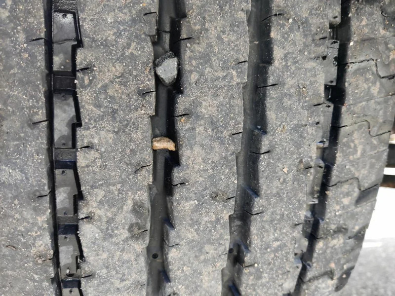 Curtainsider trailer Fruehauf 3 AXLES - SMB AIR SUSPENSION - GOOD STATE: picture 15