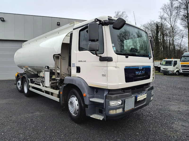 MAN TGM 26.340 19000L FUEL/CARBURANT - 4 COMP - Tank truck: picture 3 MAN TGM 26.340 19000L FUEL/CARBURANT - 4 COMP - Tank truck: picture 3