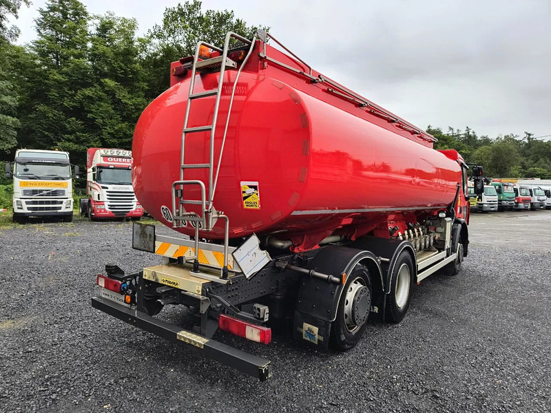 Renault Premium 320 FUEL / CARBURANT 18000L - 5 COMP - Tank truck: picture 5 Renault Premium 320 FUEL / CARBURANT 18000L - 5 COMP - Tank truck: picture 5