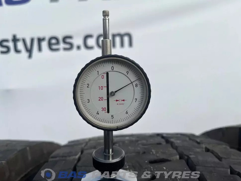 BANDVULC - Tire for Truck: picture 3 BANDVULC - Tire for Truck: picture 3