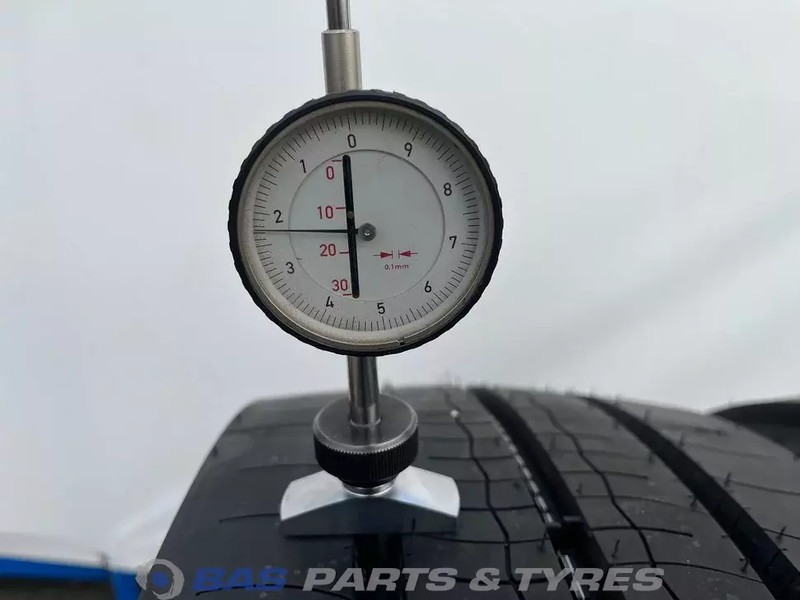 Bridgestone Bridgestone 265/70R17.5 Duravis R-Steer002 138/136 M M+S 3PMSF gebruikte set - Tire for Truck: picture 3 Bridgestone Bridgestone 265/70R17.5 Duravis R-Steer002 138/136 M M+S 3PMSF gebruikte set - Tire for Truck: picture 3