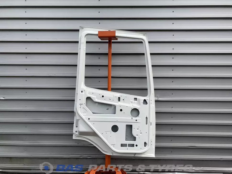 DAF CF (Meerdere types) - Door and parts for Truck: picture 2 DAF CF (Meerdere types) - Door and parts for Truck: picture 2