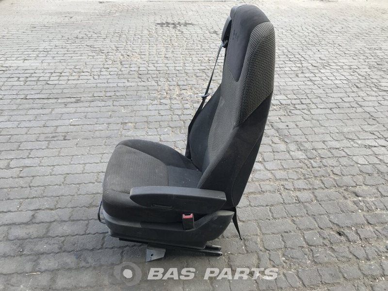DAF CF85 Euro 4-5 Bijrijdersstoel DAF 1879250 - Seat for Truck: picture 2 DAF CF85 Euro 4-5 Bijrijdersstoel DAF 1879250 - Seat for Truck: picture 2