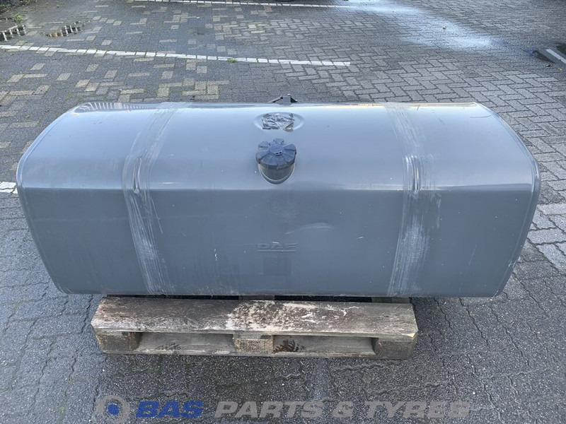 DAF - Fuel tank for Truck: picture 1 DAF - Fuel tank for Truck: picture 1